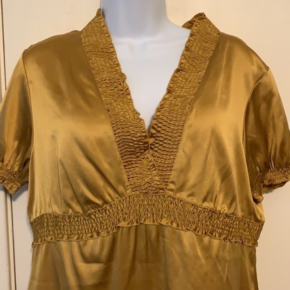 BCBG Silk Charmeuse Puffy Sleeve Top L - Picture 2 of 8